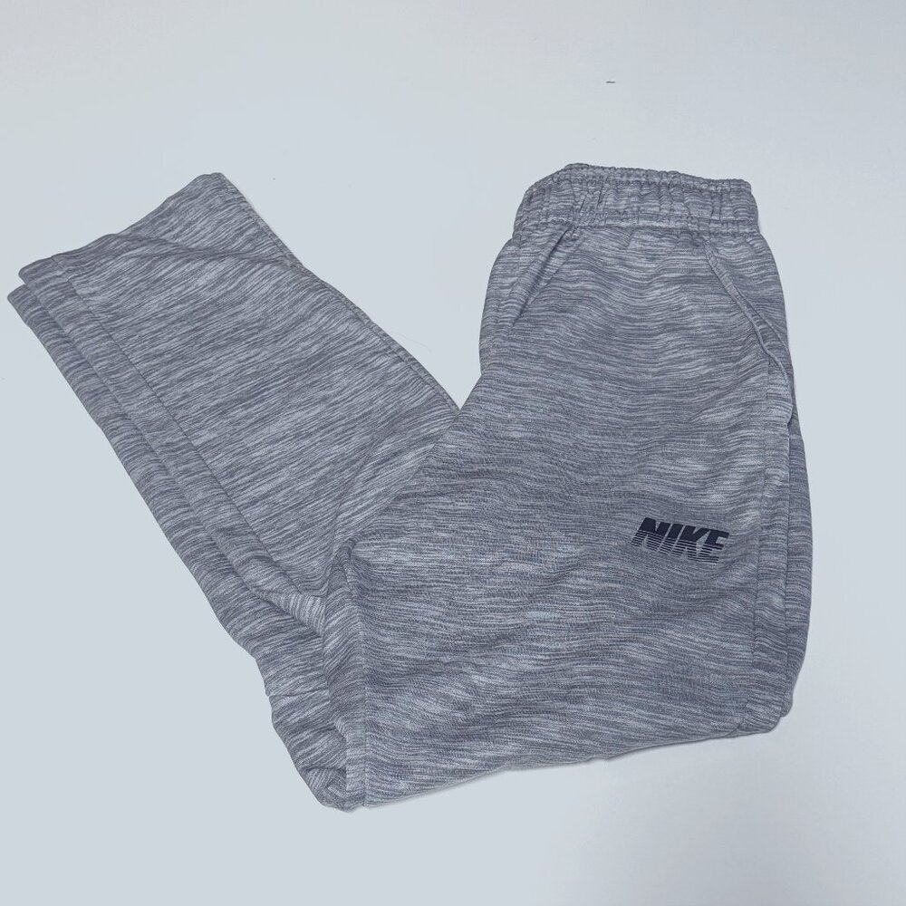 Nike Therma Big Kids' (Boys') XL